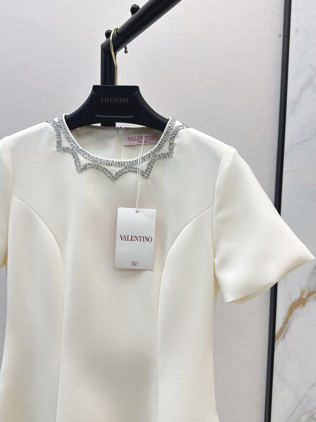 Valen* 25ss sequins embroidered short dress