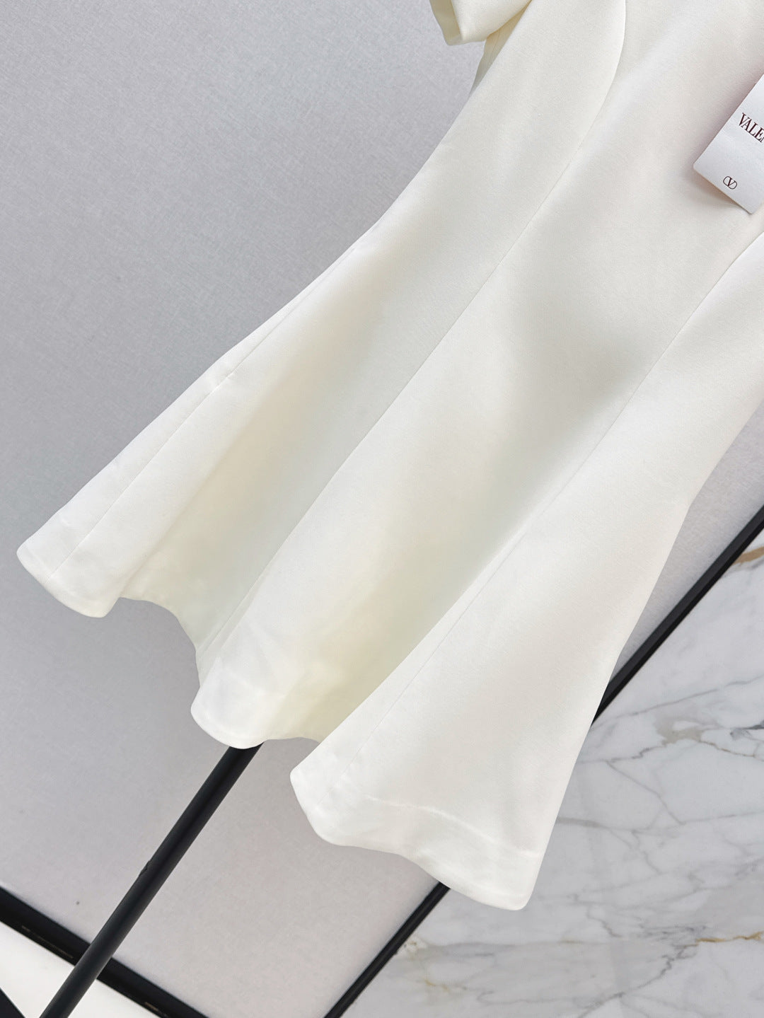 Valen* 25ss sequins embroidered short dress