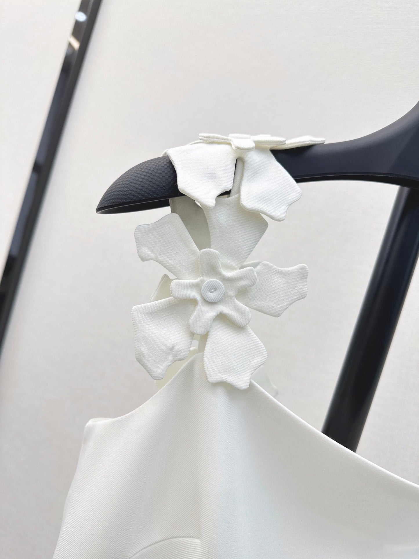 Valen* 25ss 3D flower slip short dress