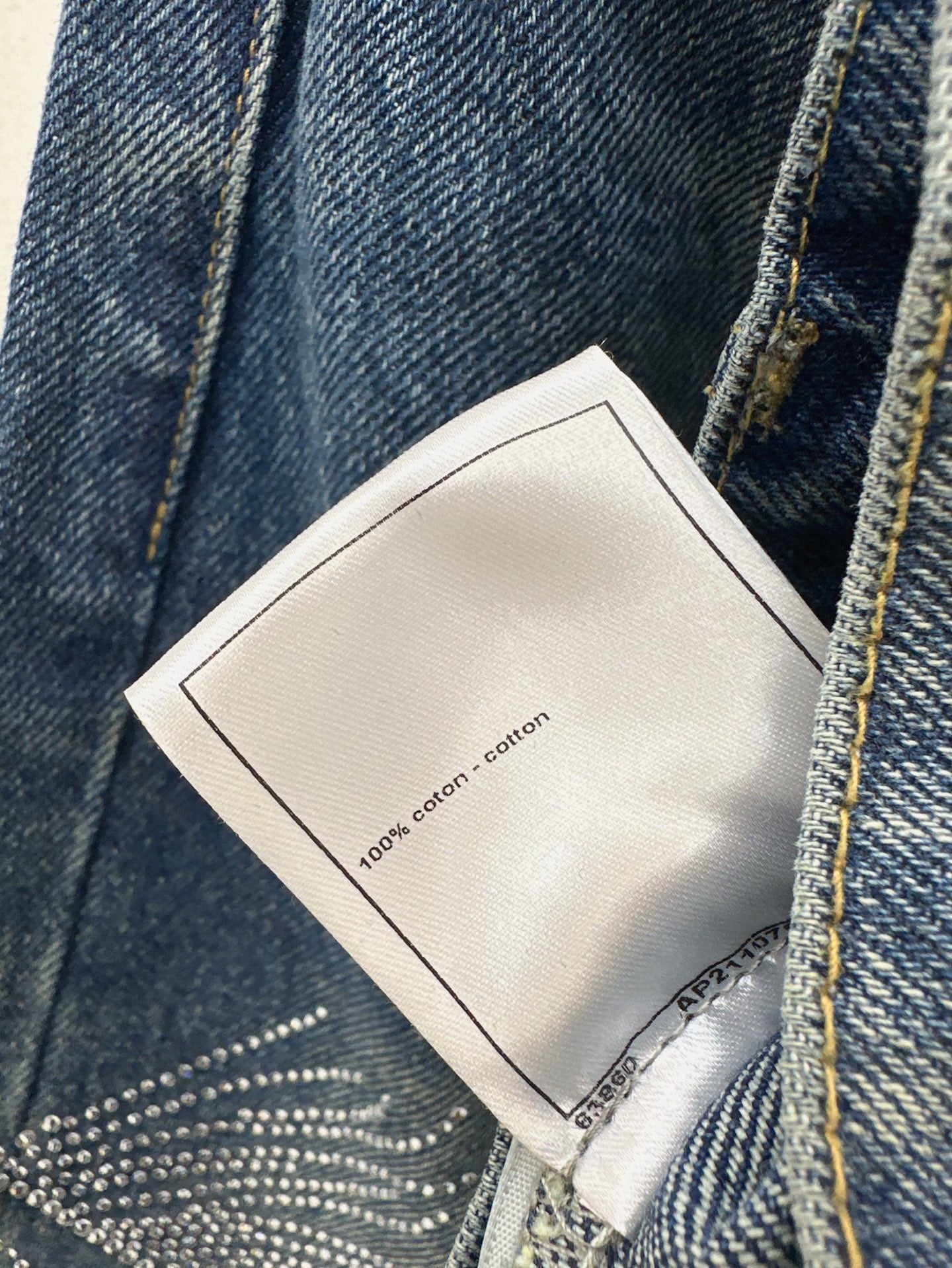 C*nel 25ss rhinestone feather motif jeans