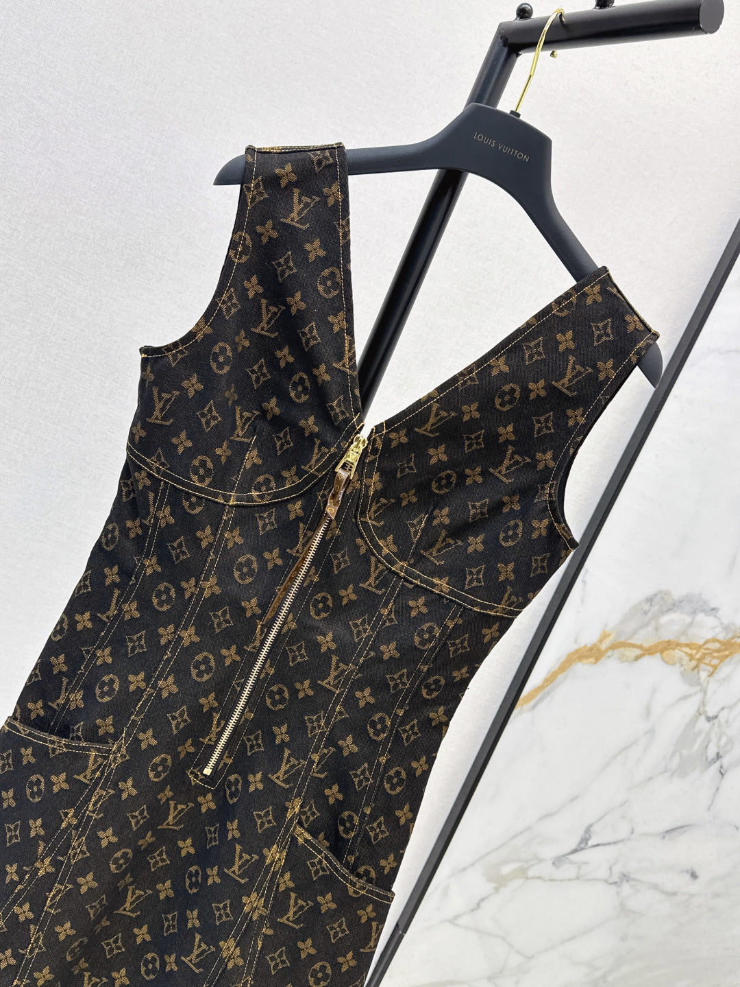 Loui* 25ss monogram denim dress