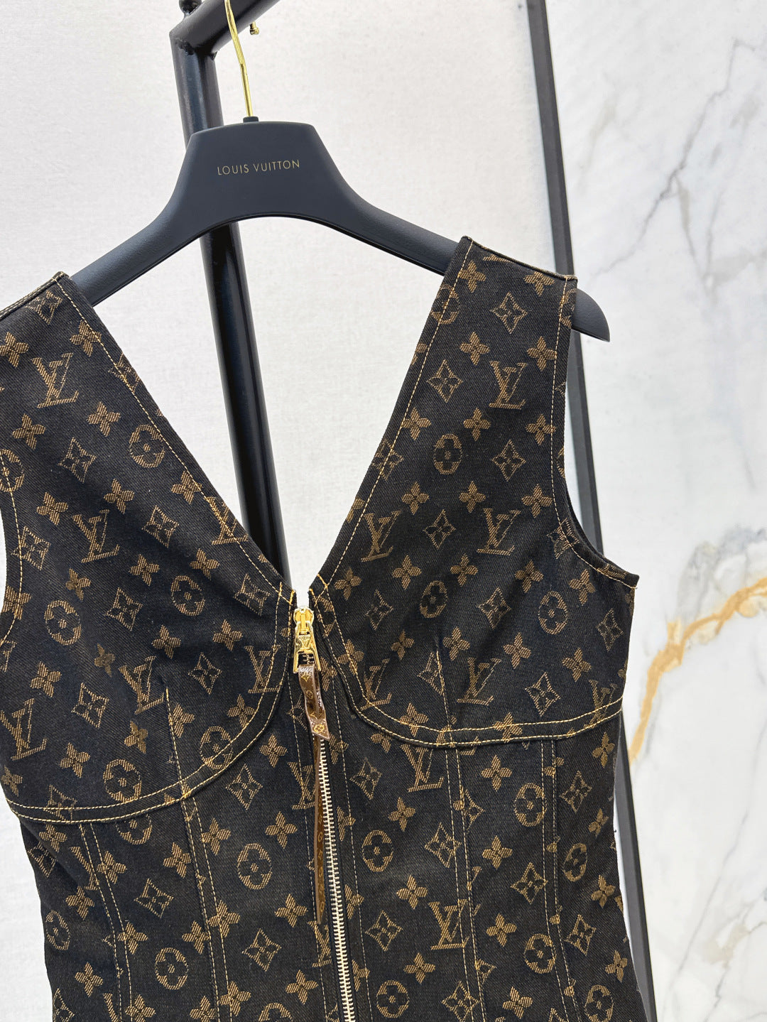 Loui* 25ss monogram denim dress