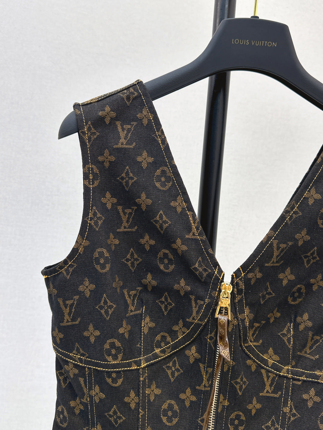 Loui* 25ss monogram denim dress