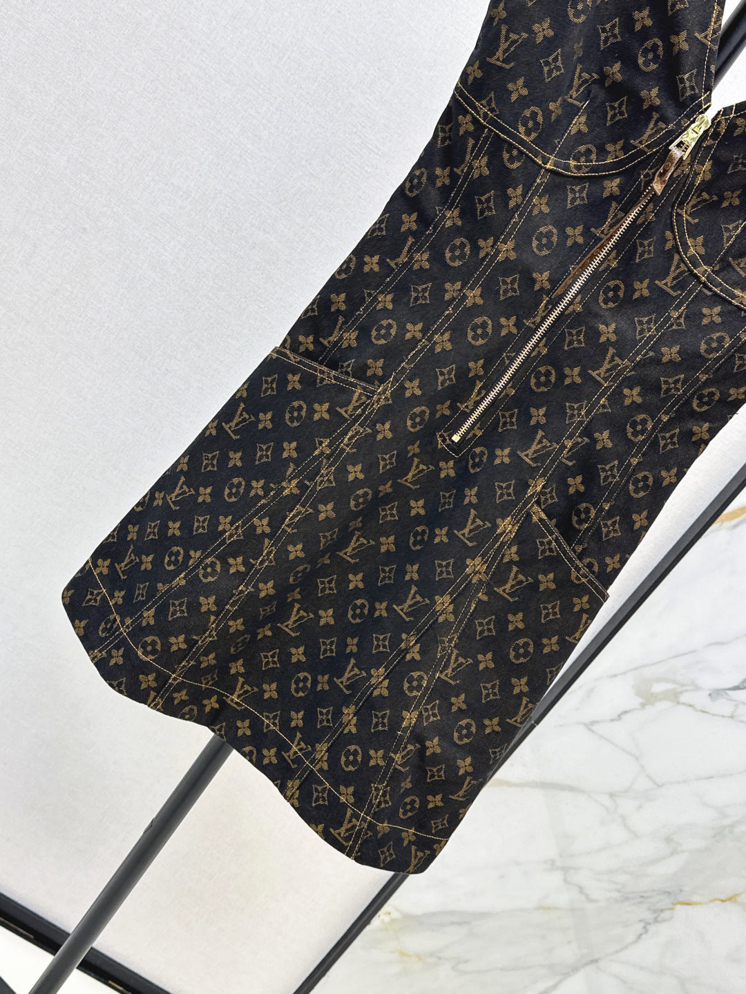 Loui* 25ss monogram denim dress