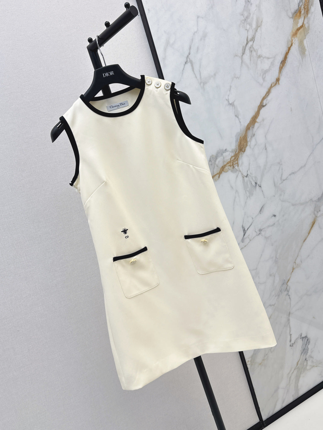 D*r 25ss short straight dress