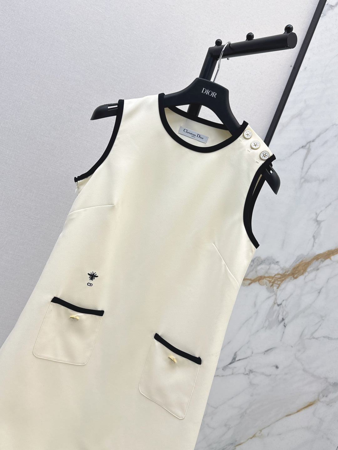 D*r 25ss short straight dress