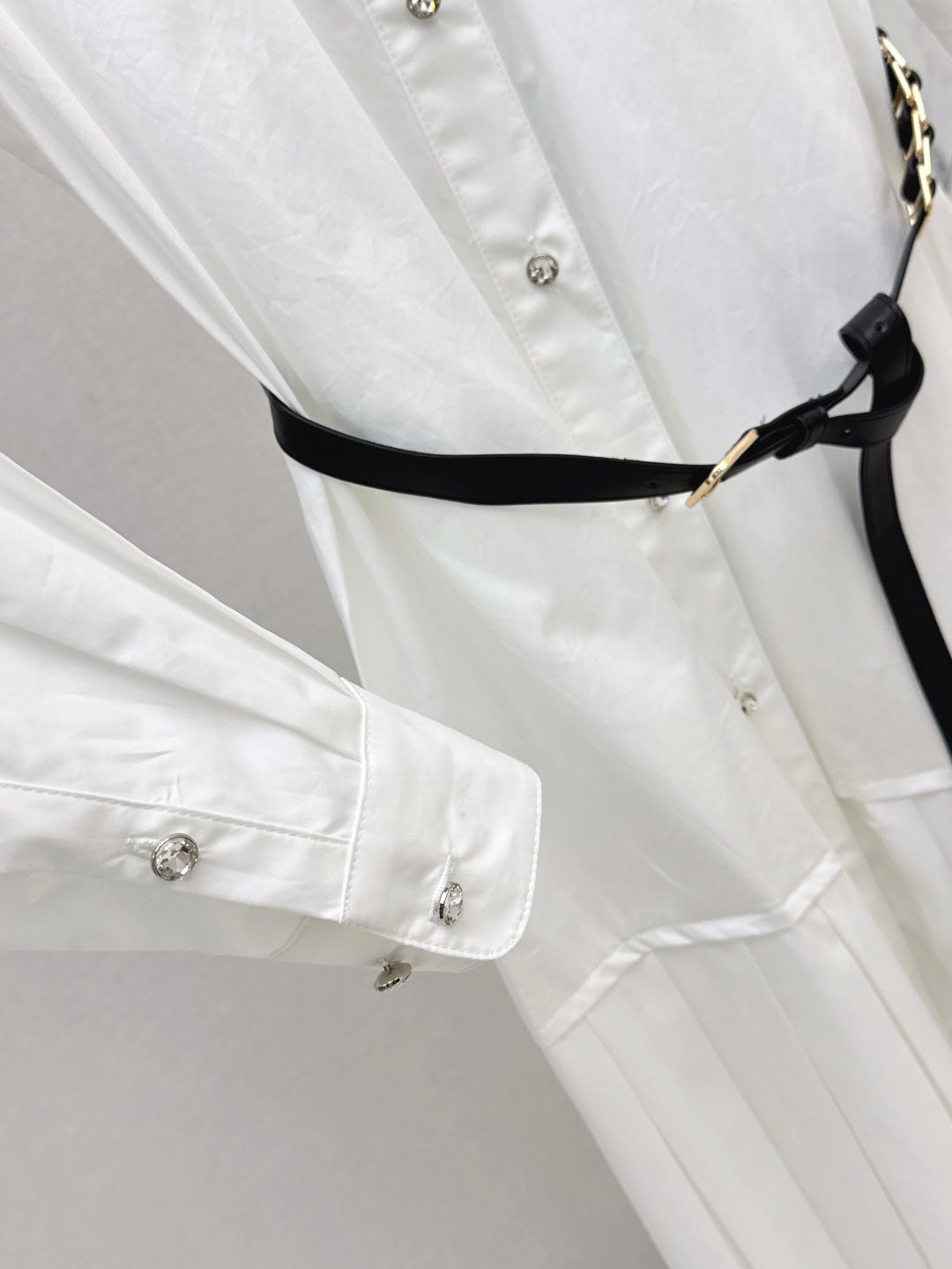 Loui* 25ss sheer insert shirtdress