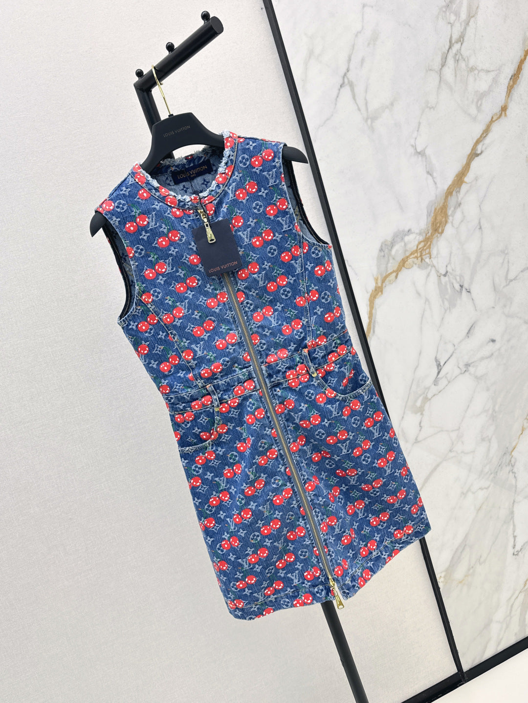 Loui* 25ss monogram cherry jacquard denim dress