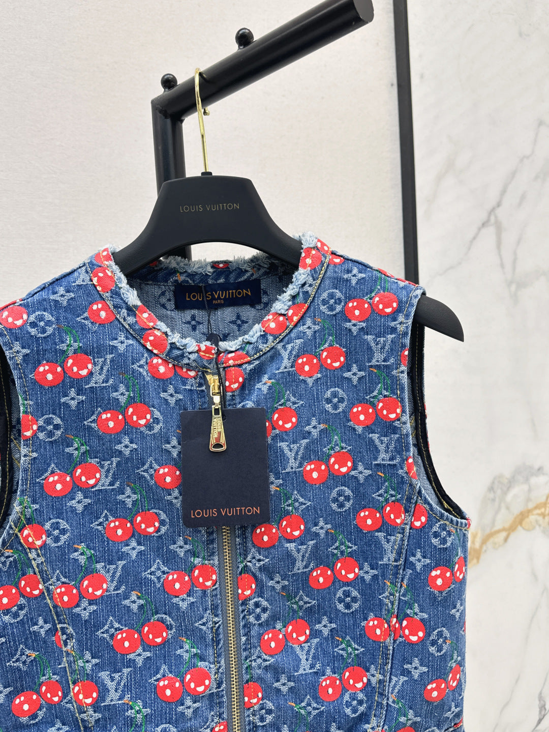 Loui* 25ss monogram cherry jacquard denim dress