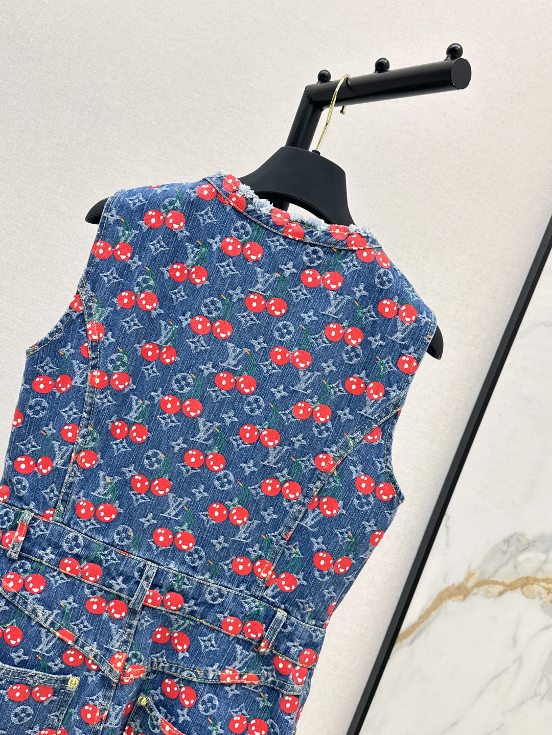 Loui* 25ss monogram cherry jacquard denim dress