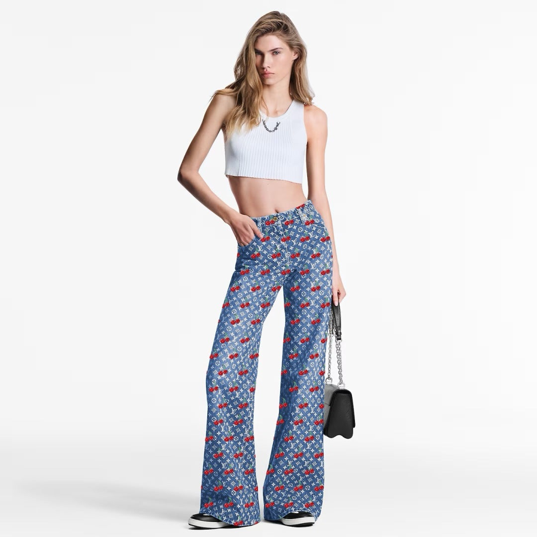 Loui* 25ss monogram cherry jacquard flared jeans