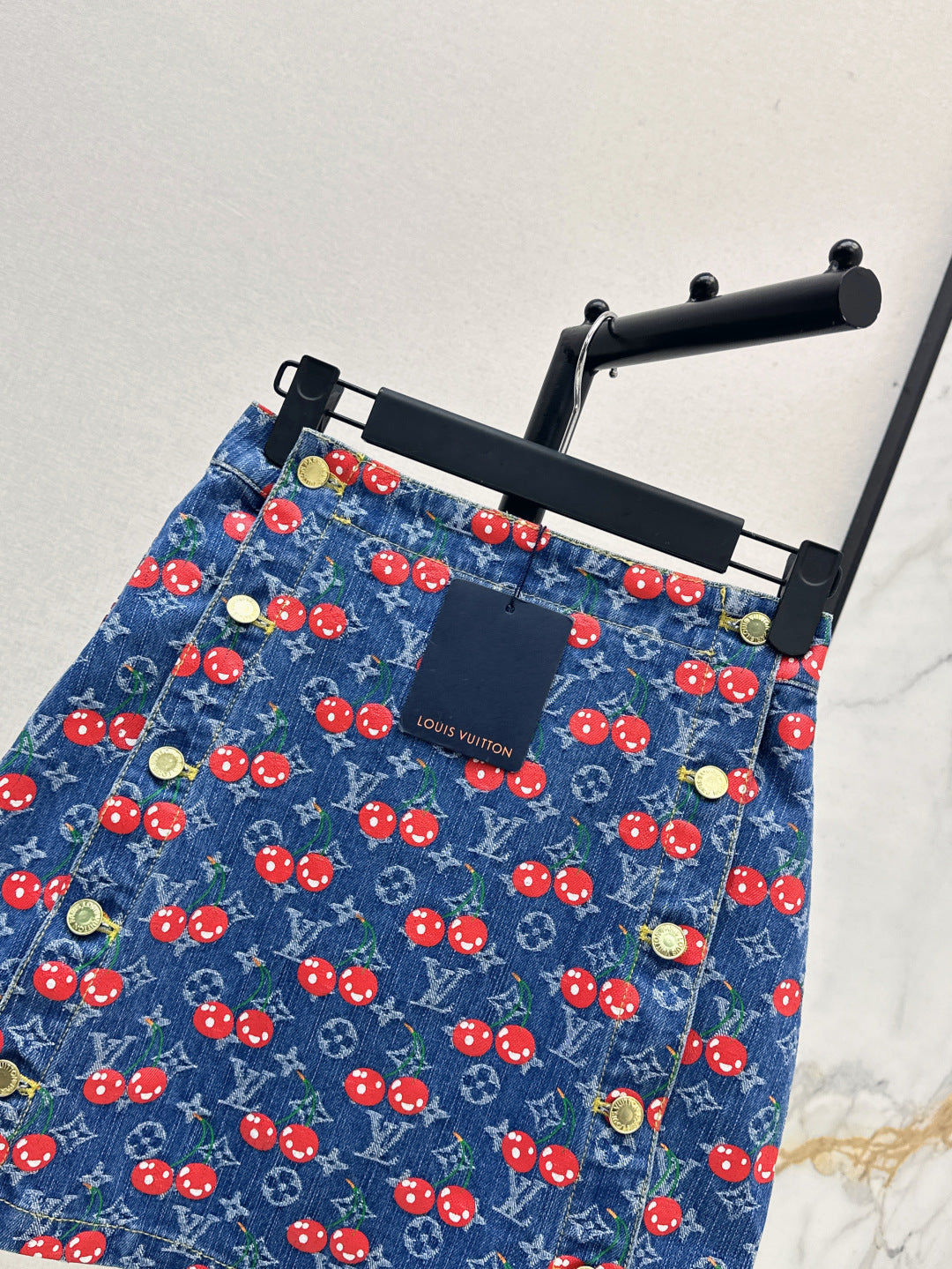 Loui* 25ss monogram jacquard cherry denim skirt