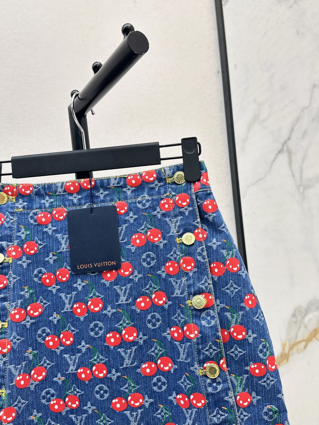Loui* 25ss monogram jacquard cherry denim skirt