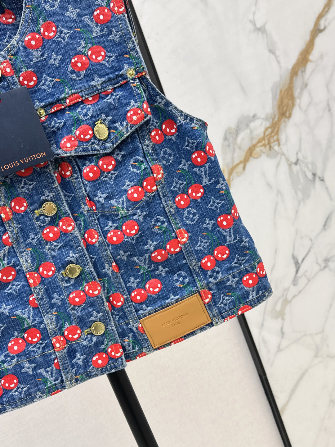 Loui* 25ss monogram jacquard cherry denim vest