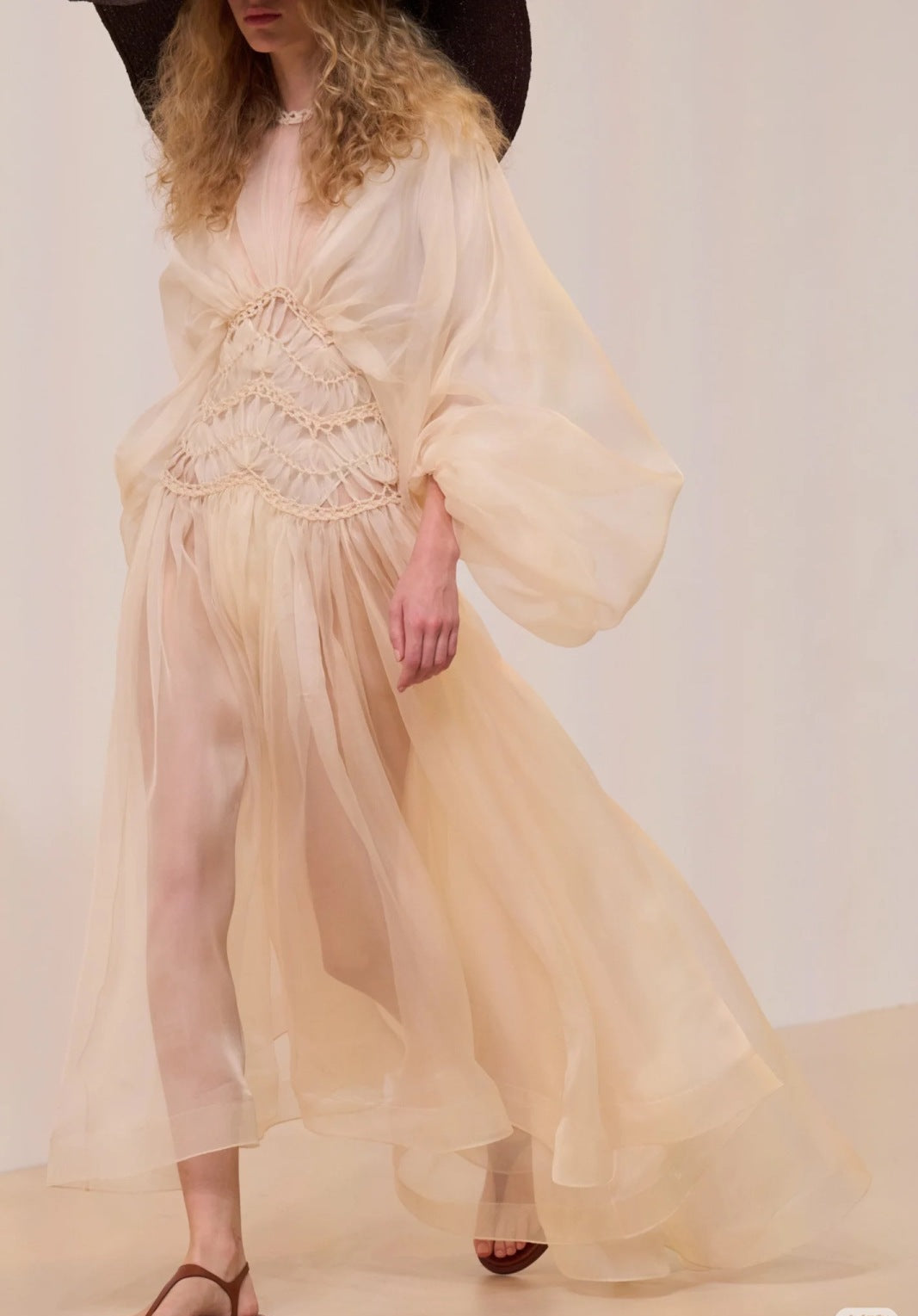 Zim* 25ss macrame silk gown