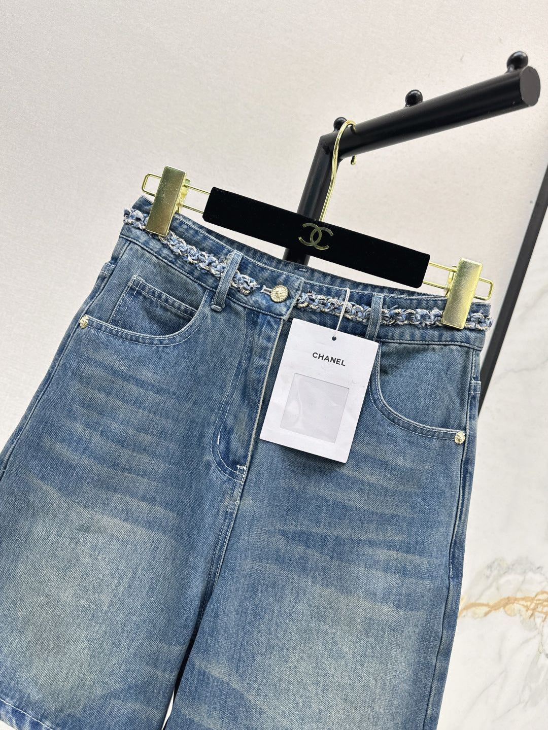 C*nel 25ss denim shorts with braided waistline