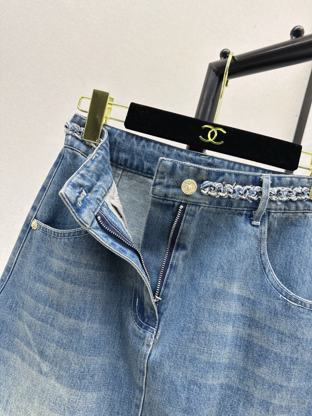 C*nel 25ss washed denim skirt