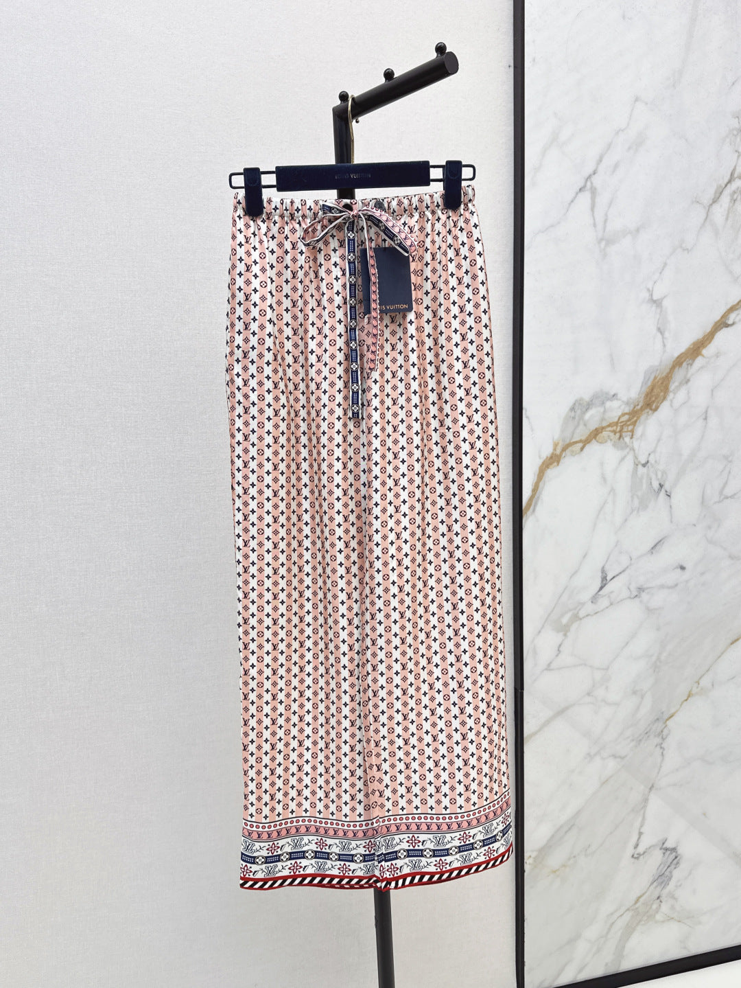 Loui* 25ss scarf print silk pajama pants