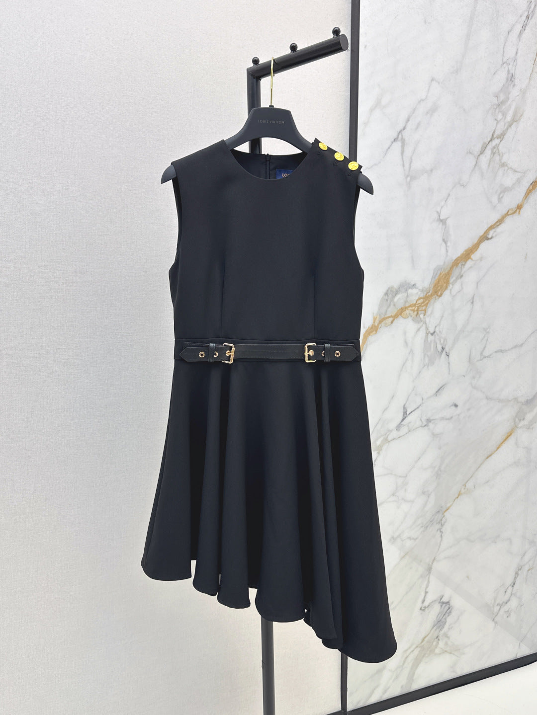 Loui* 25ss shoulder buckle asymmetrical dress