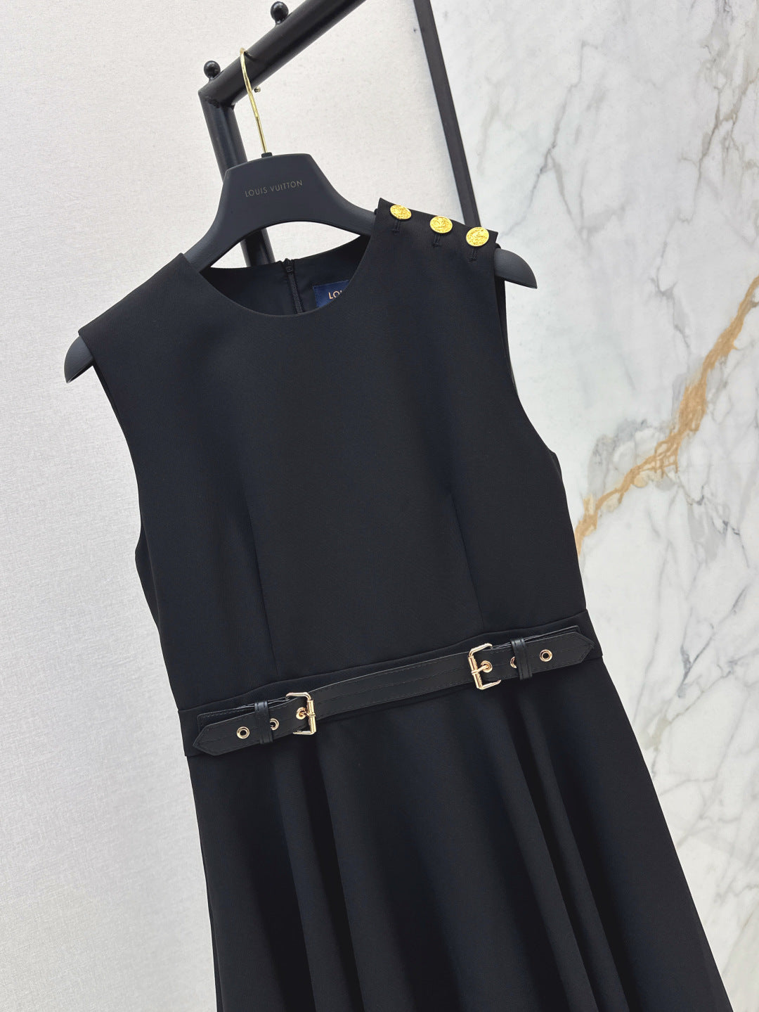 Loui* 25ss shoulder buckle asymmetrical dress