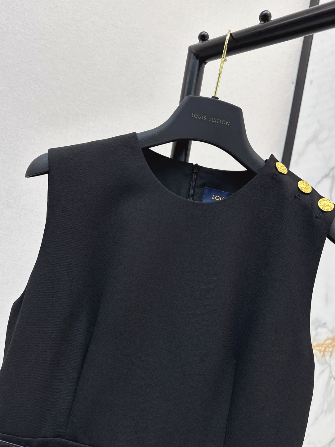 Loui* 25ss shoulder buckle asymmetrical dress