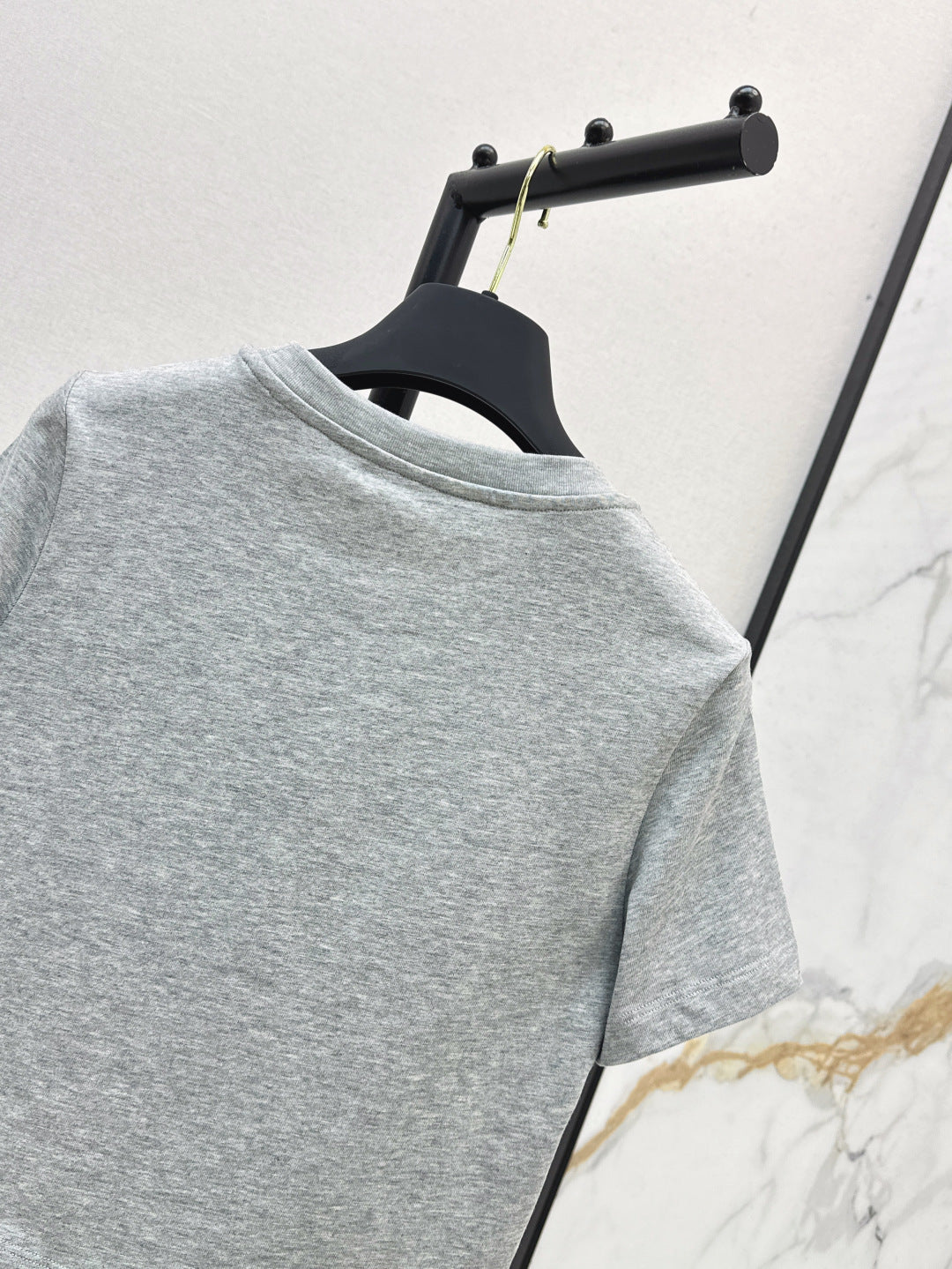 Loui* 25ss robot crop t-shirt