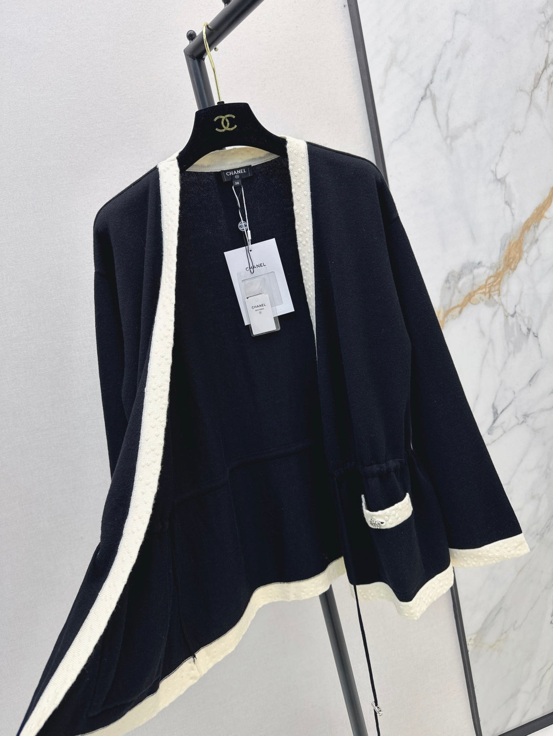 C*nel 25ss color-block knit cardigan