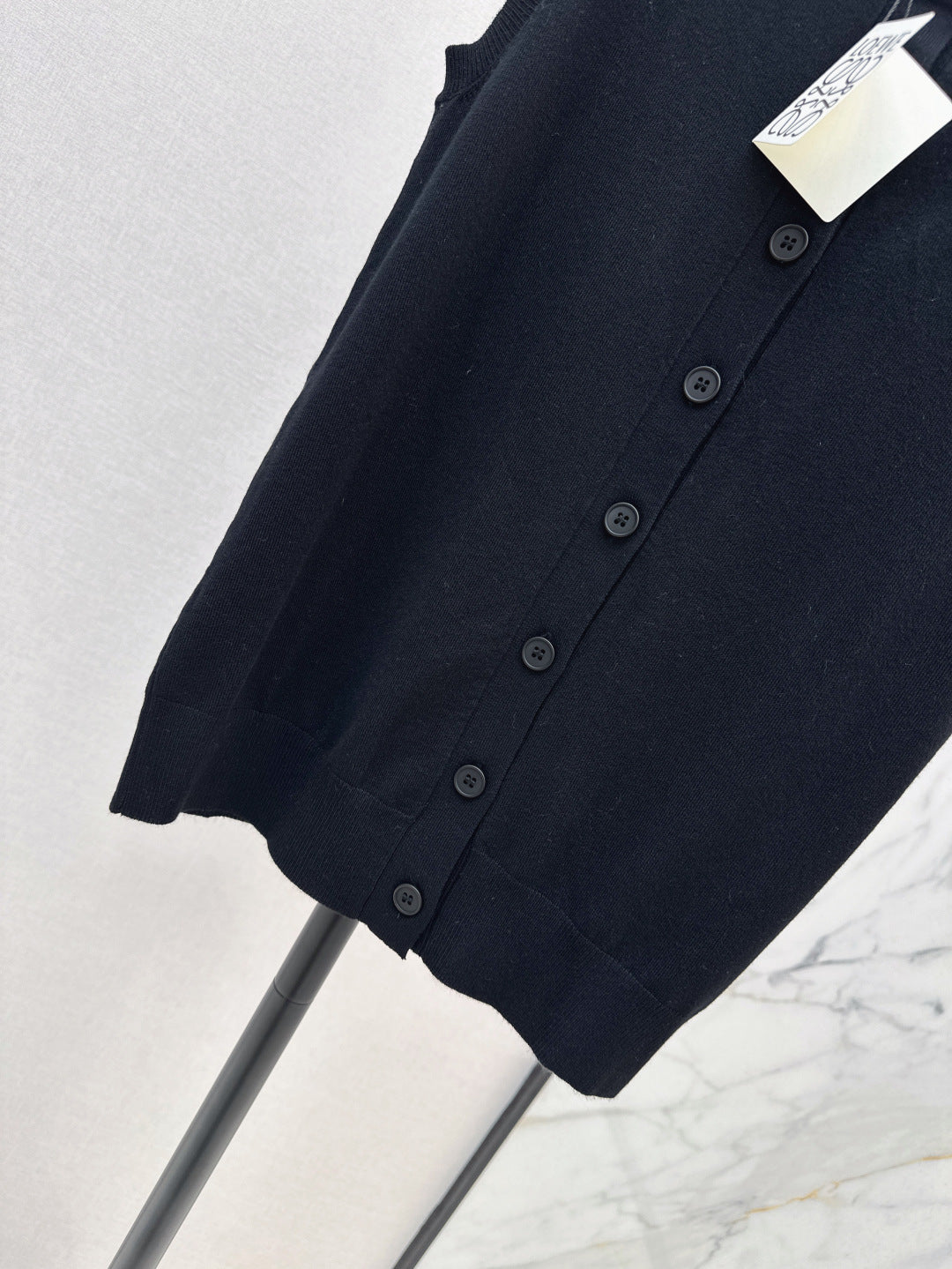 Loe* 25ss knit vest