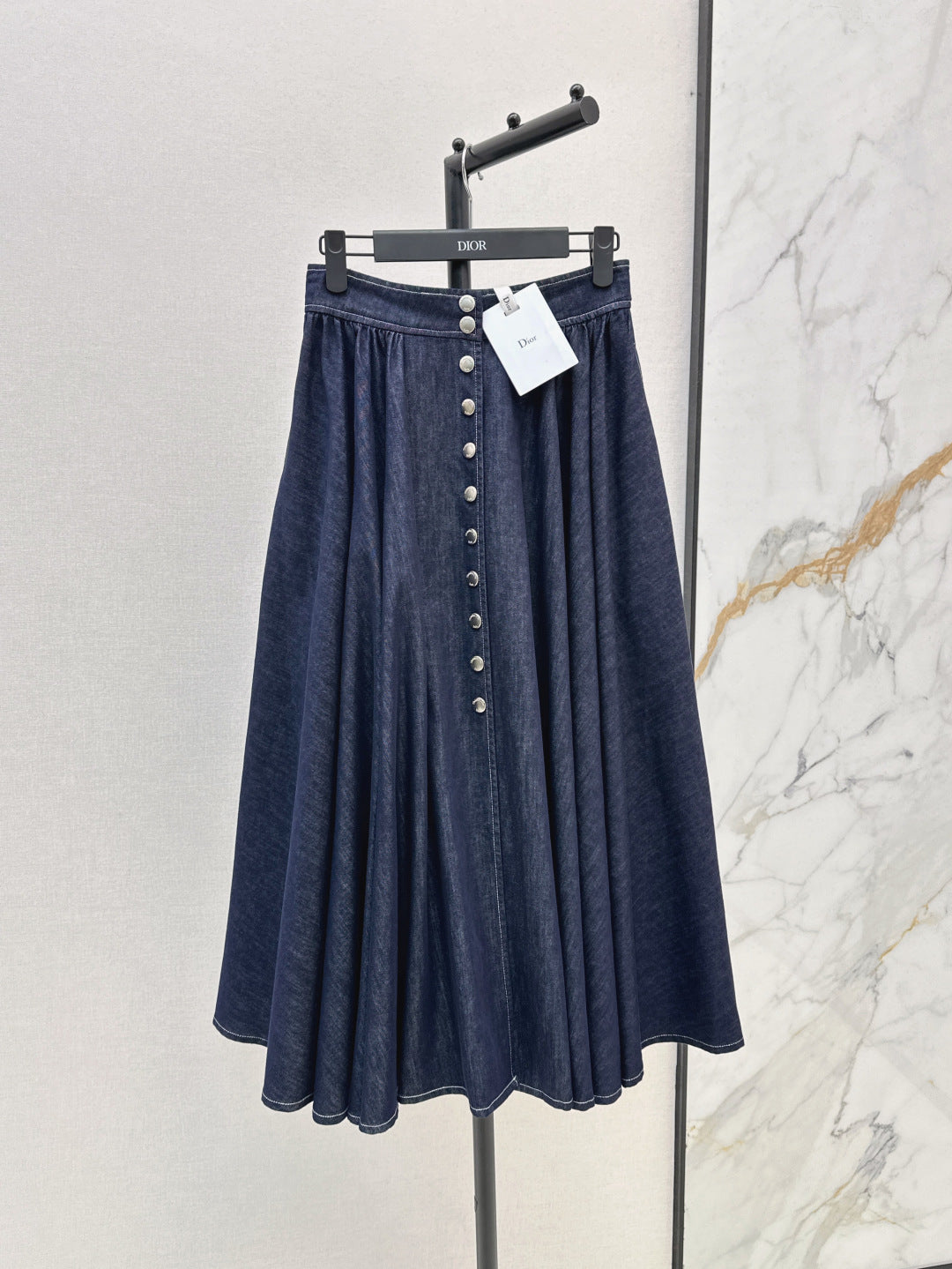 D*r 25ss pleated denim skirt with snaps