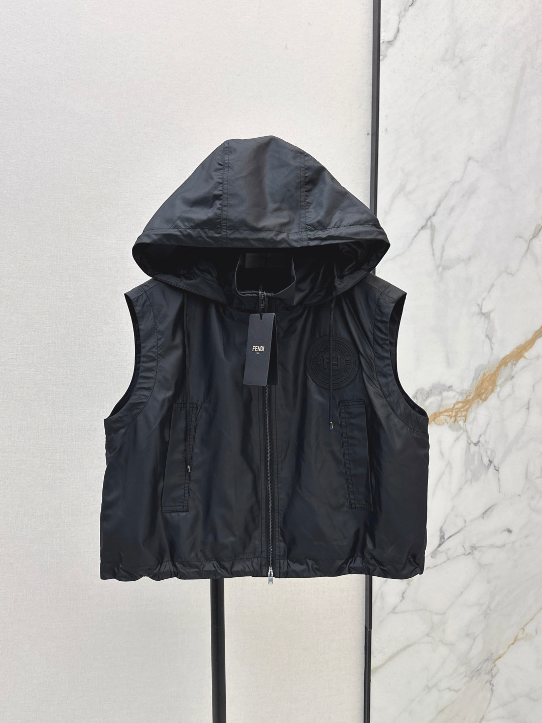 Fd* 25ss hooded vest