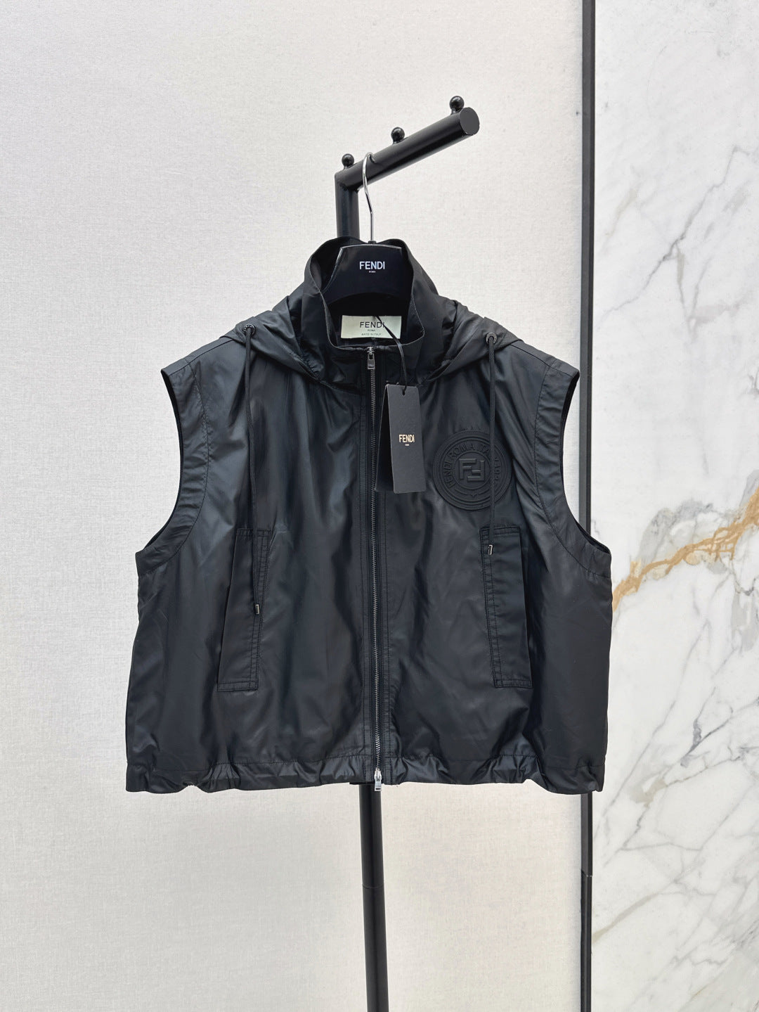 Fd* 25ss hooded vest