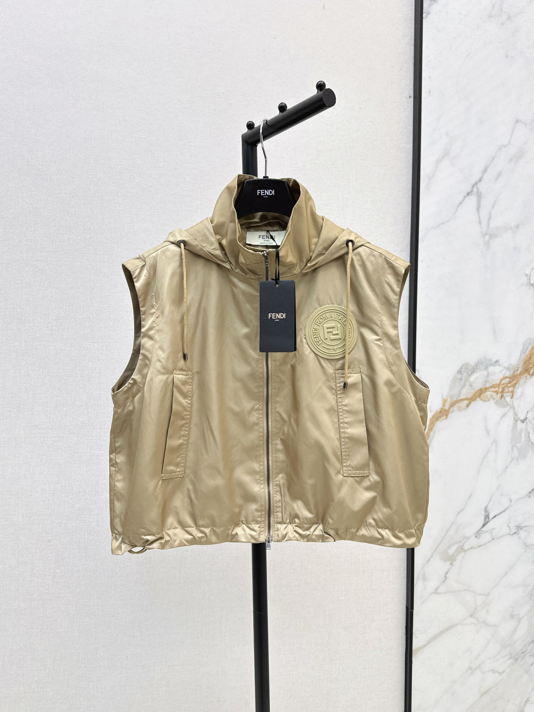 Fd* 25ss hooded vest