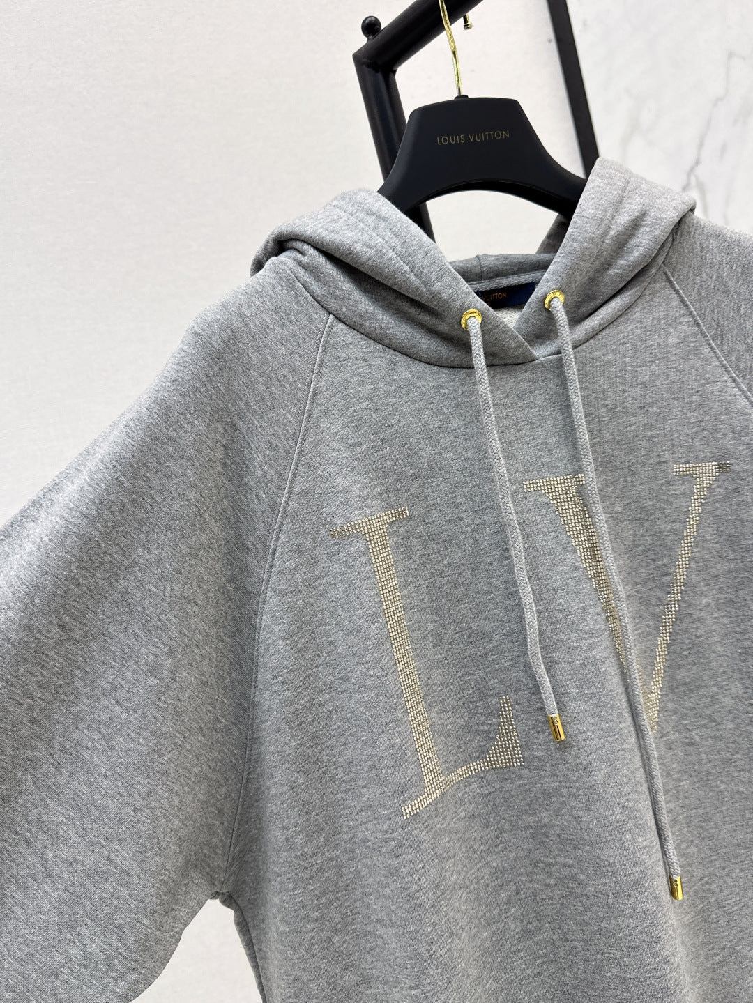 Loui* 25ss rhinestone signature hoodie