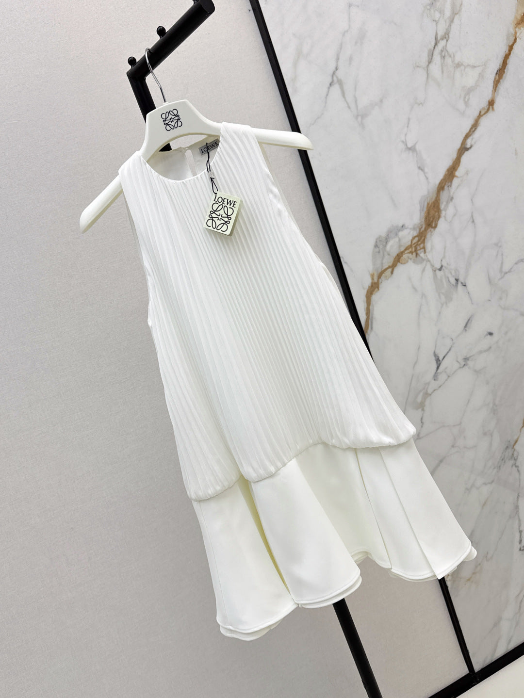 Loe* 25ss ruffled mini dress