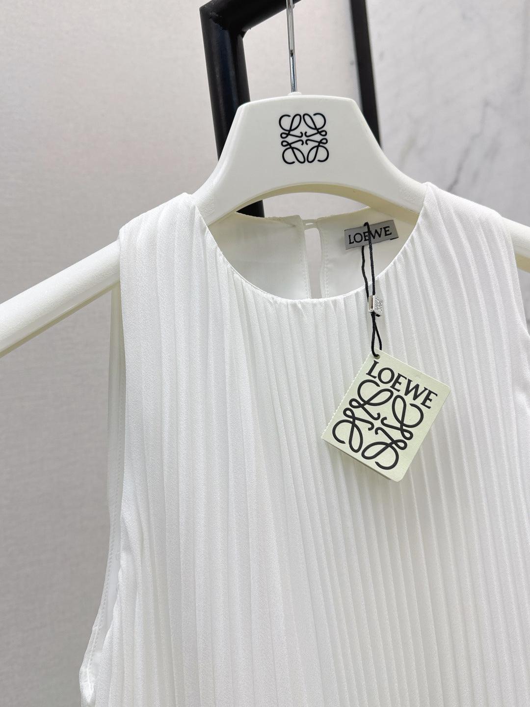 Loe* 25ss ruffled mini dress