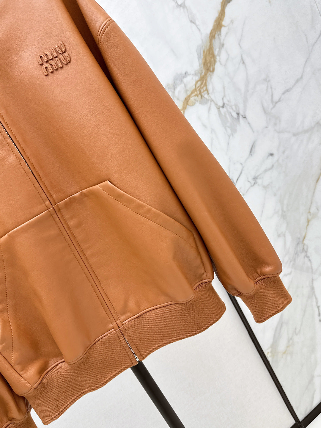 M*u 25ss nappa leather hoodie jacket