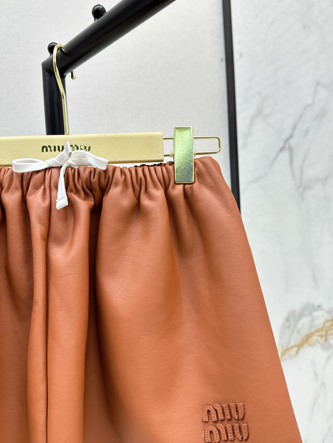 M*u 25ss nappa leather miniskirt