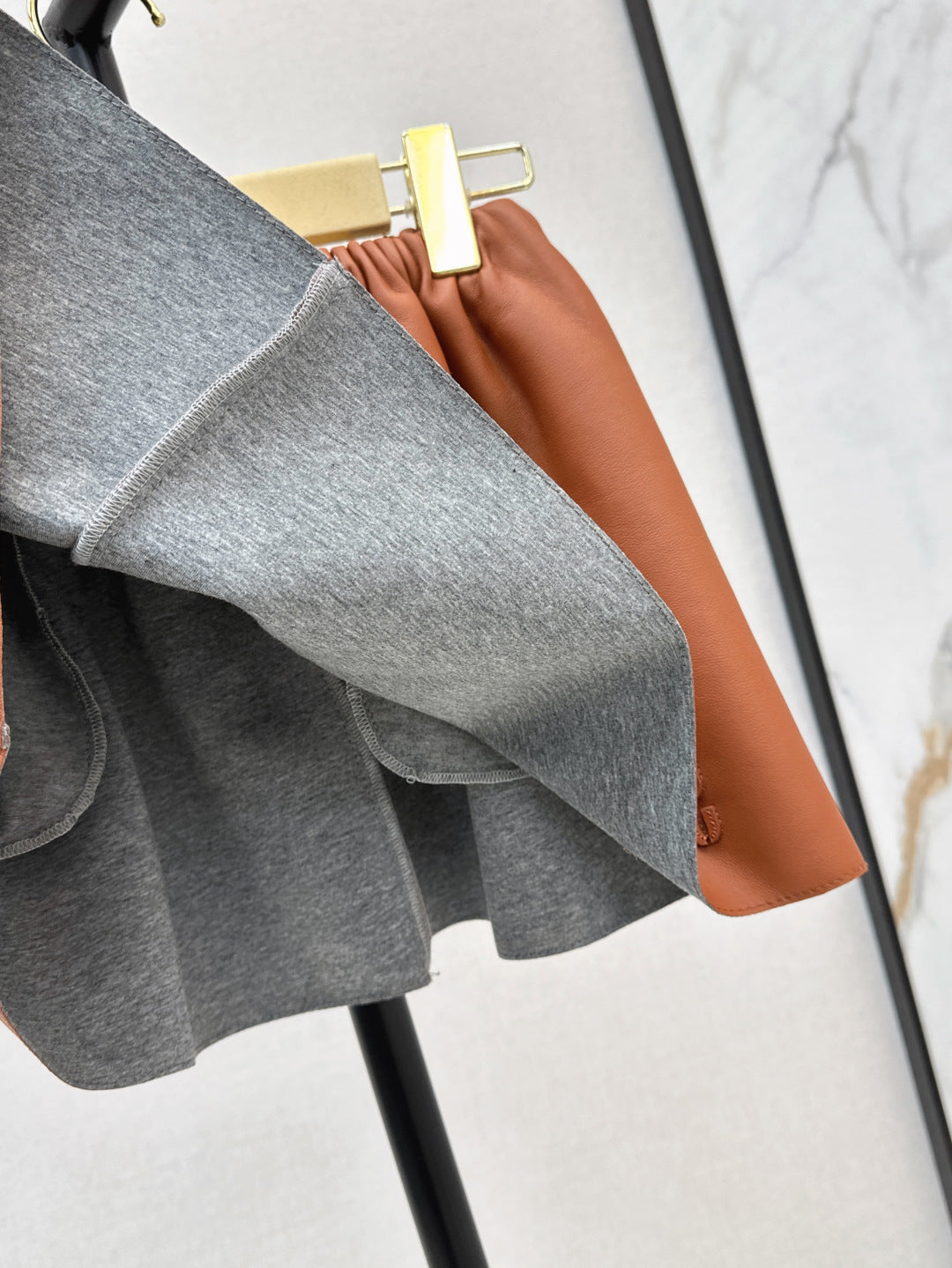 M*u 25ss nappa leather miniskirt