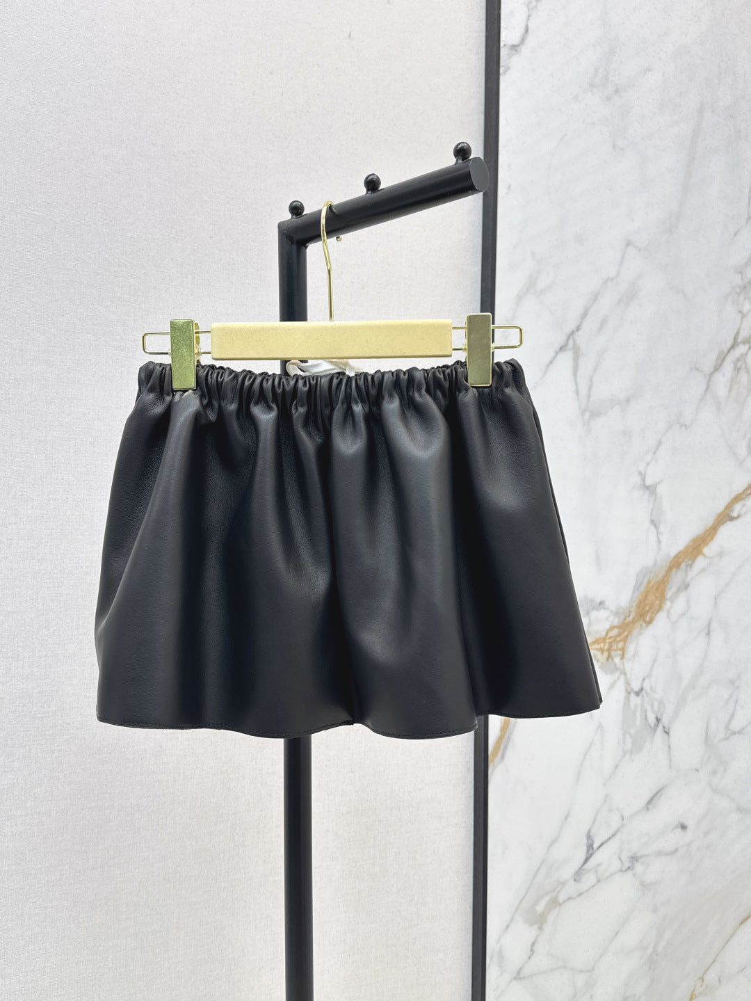 M*u 25ss nappa leather miniskirt