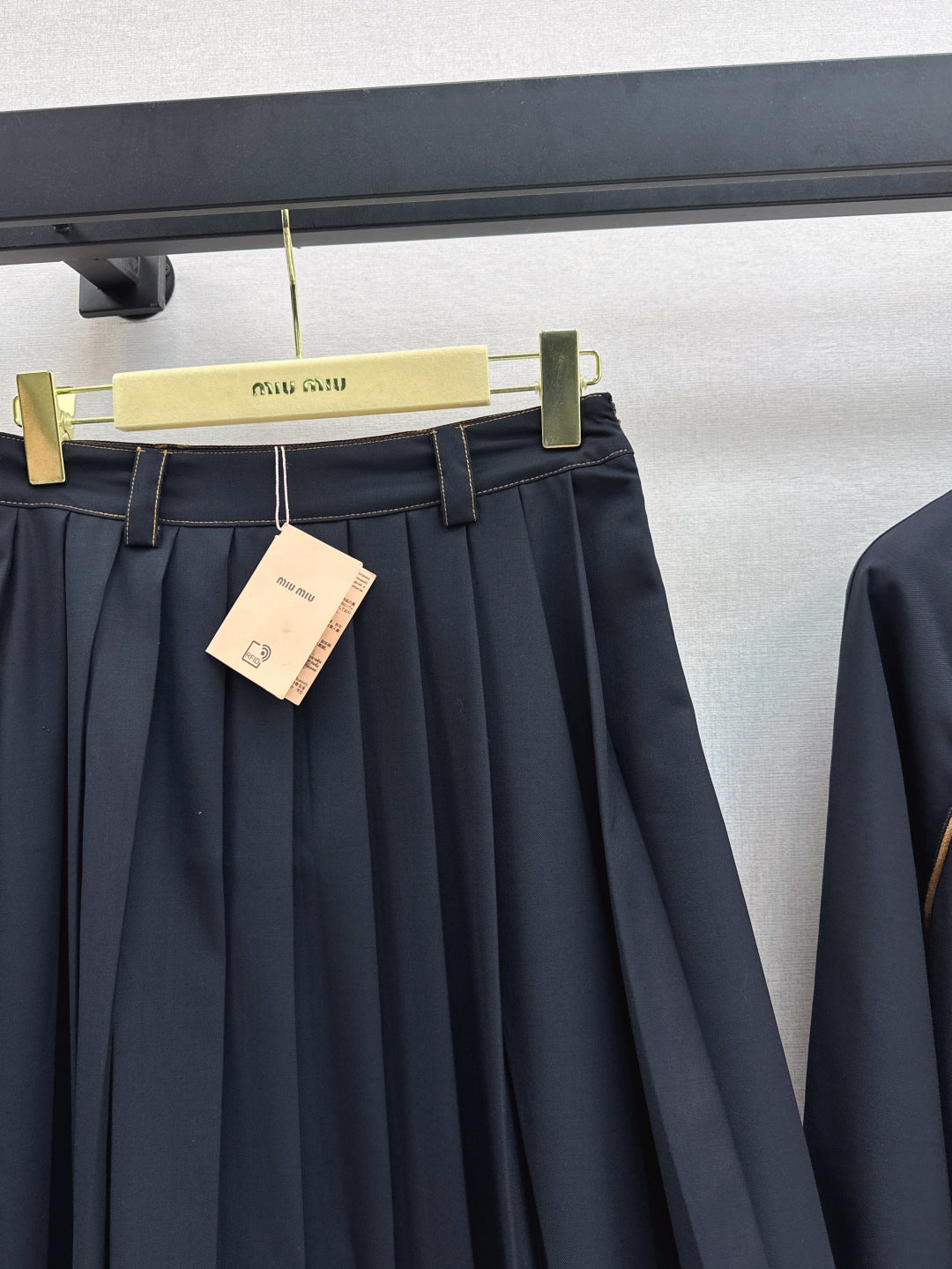 M*u 25ss pleated skirt