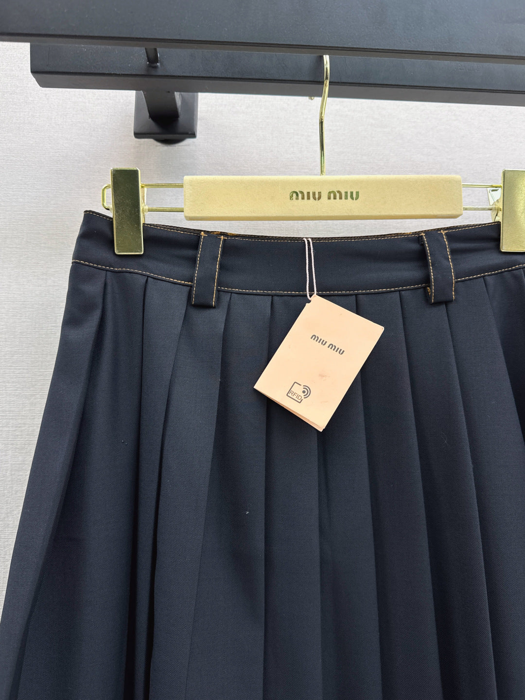M*u 25ss pleated skirt