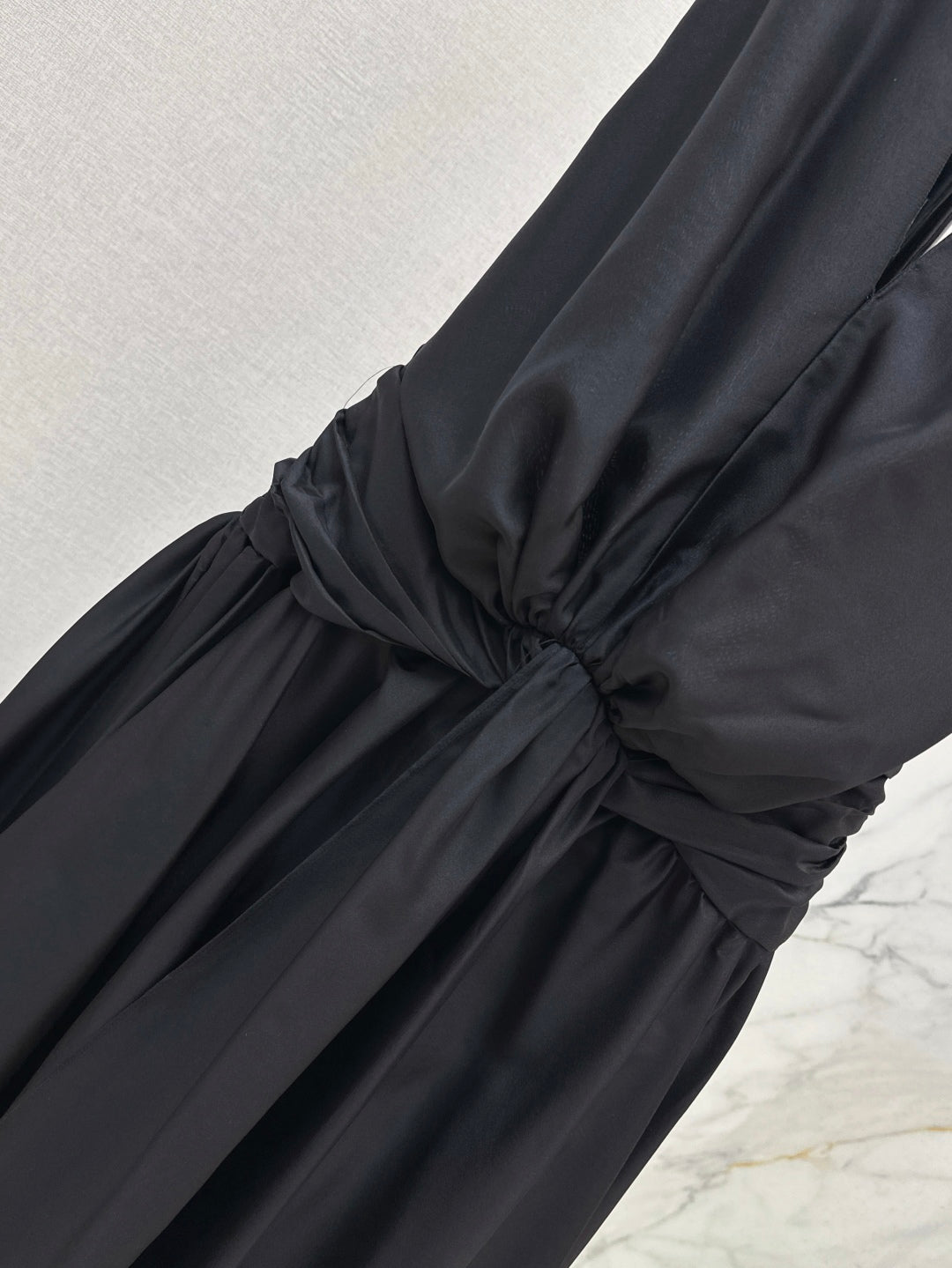 Zim* 25ss halter backless silk dress