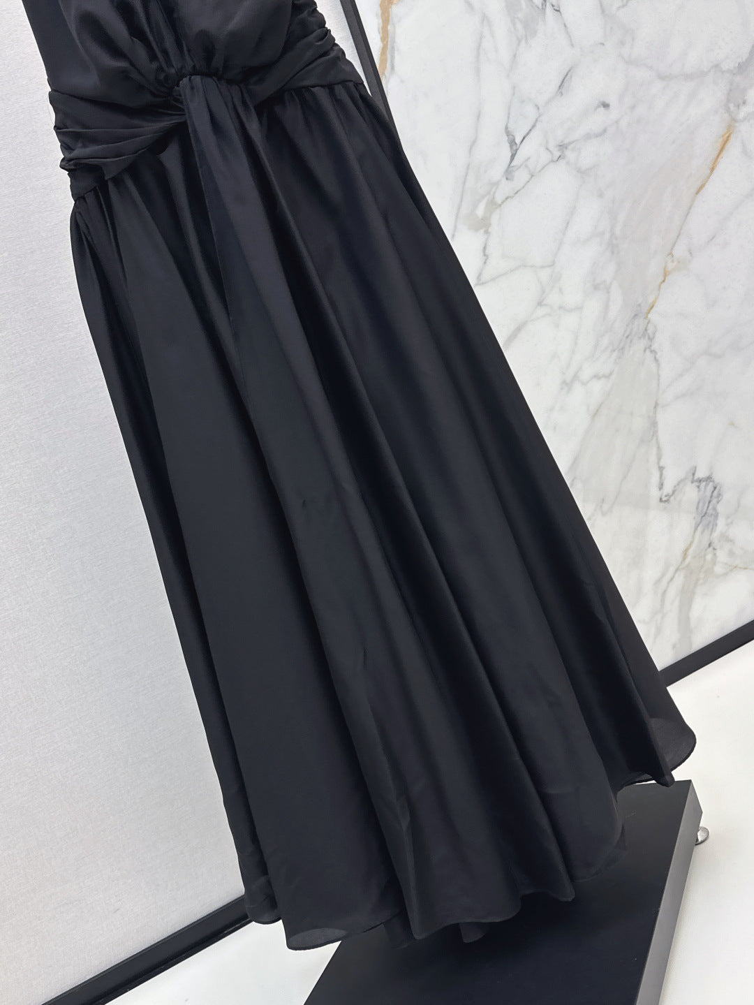 Zim* 25ss halter backless silk dress