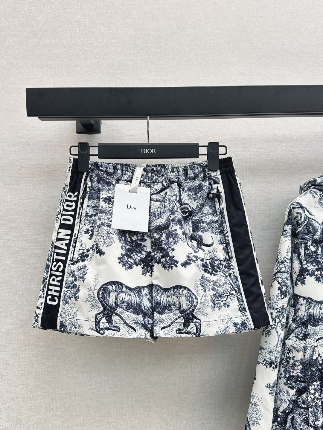 D*r 25ss print shorts