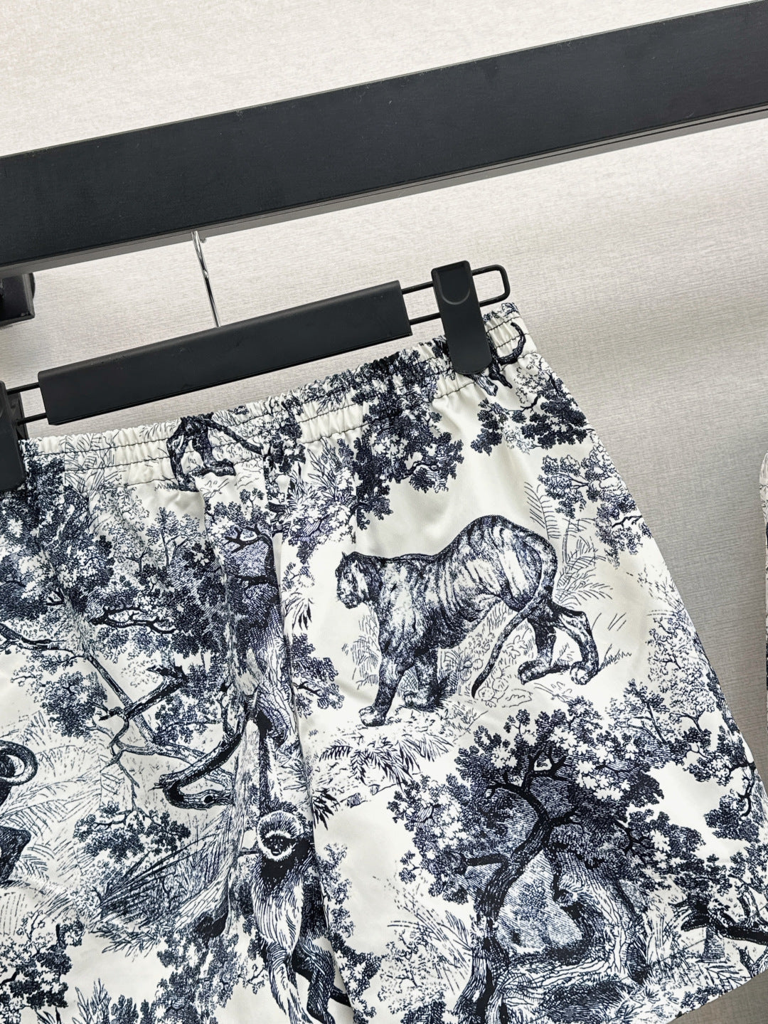 D*r 25ss print shorts
