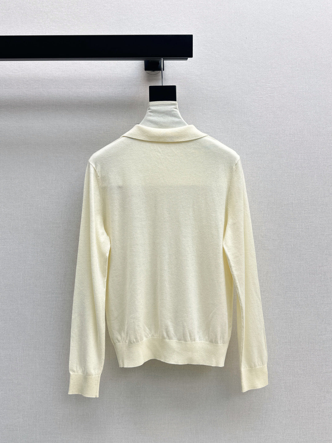 Loew* 25fw wool sweater