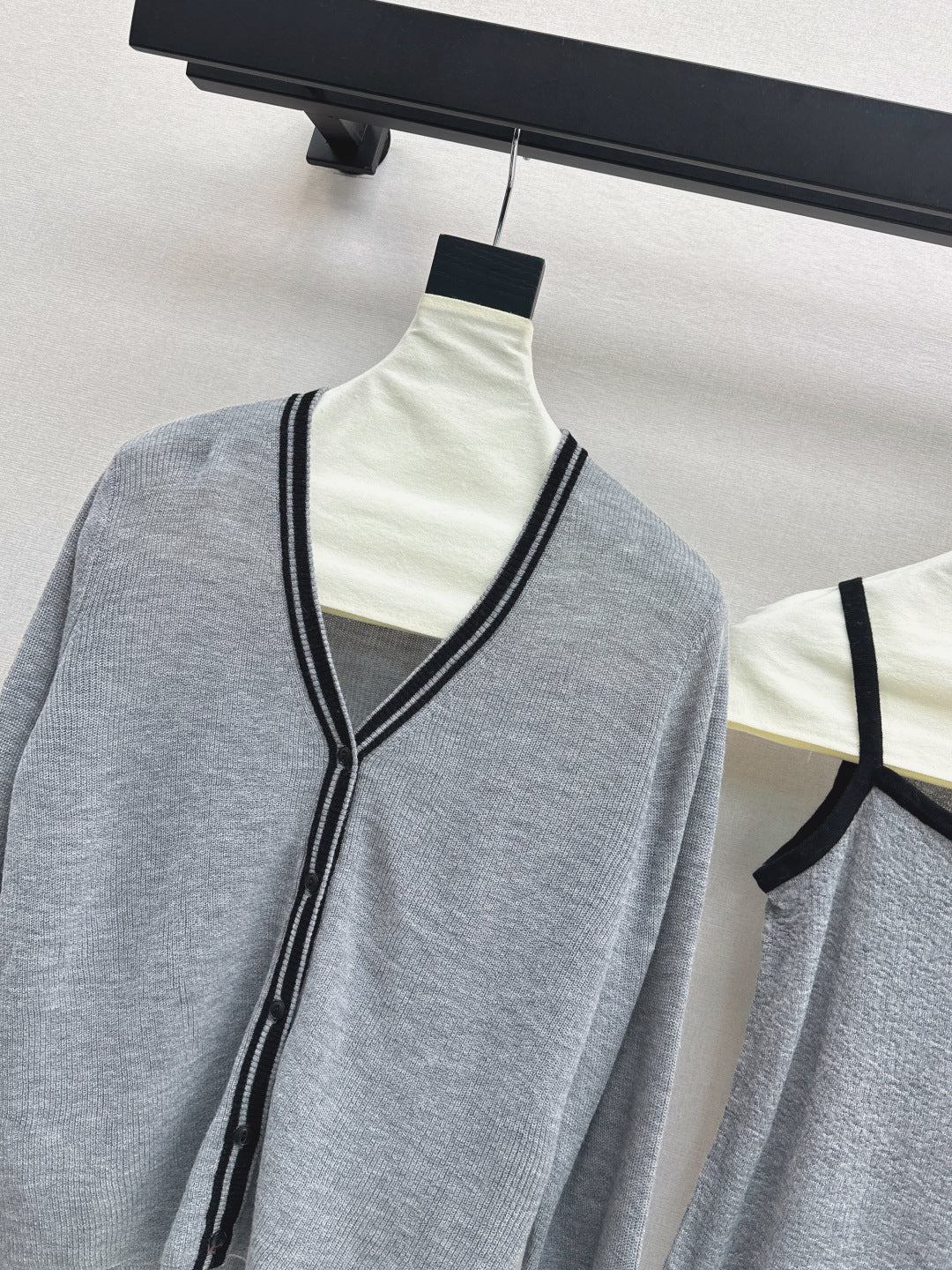 Herm* 25fw kintted vest cardigan