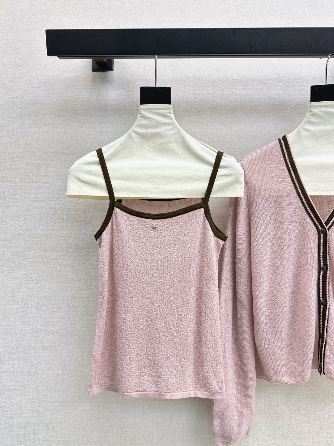 Herm* 25fw kintted vest cardigan