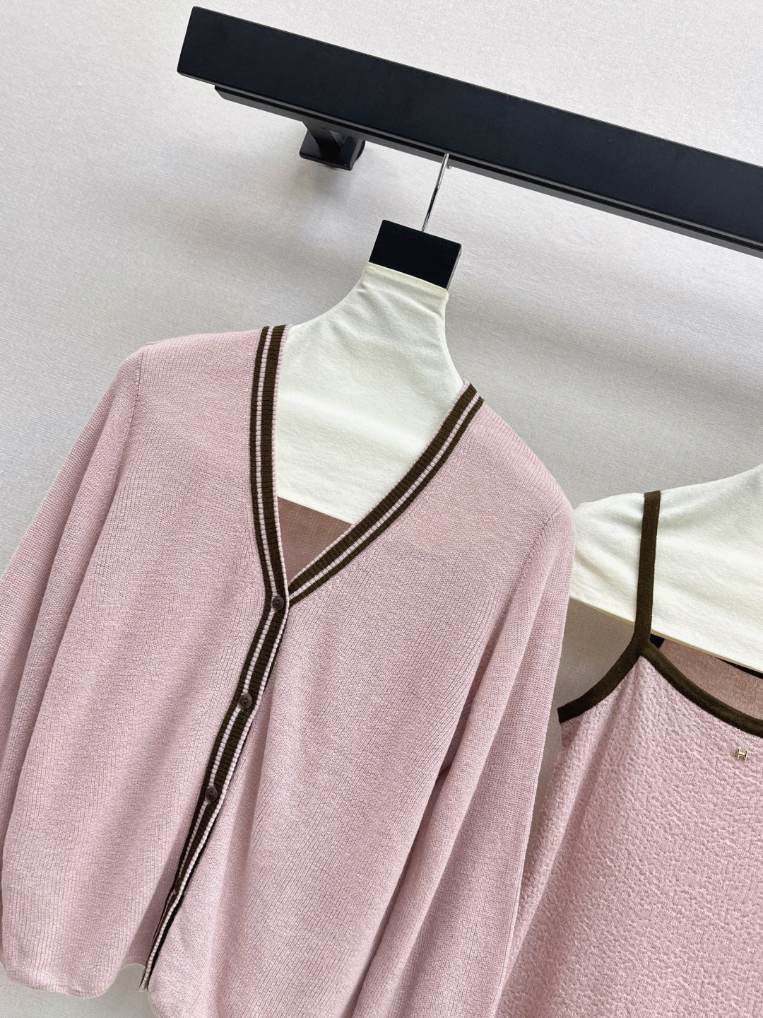 Herm* 25fw kintted vest cardigan