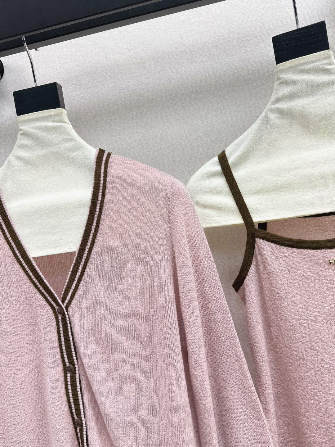 Herm* 25fw kintted vest cardigan